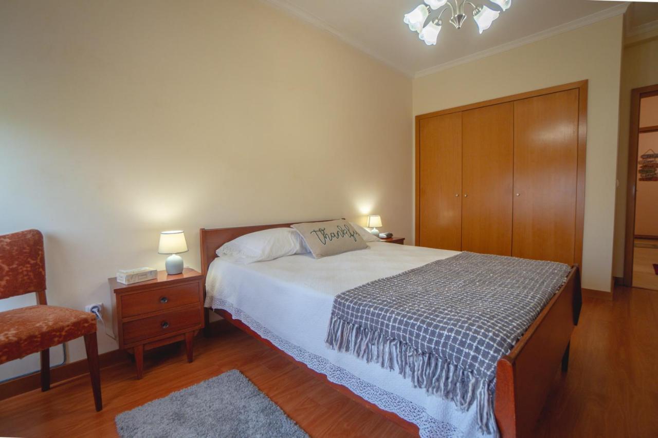 Large Modern Ponta Delgada Apartment Exterior photo