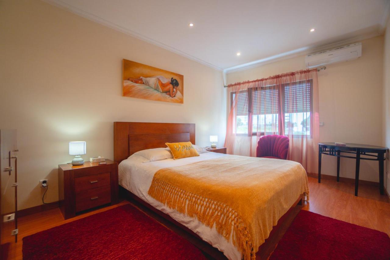Large Modern Ponta Delgada Apartment Exterior photo