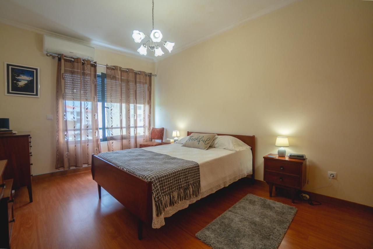 Large Modern Ponta Delgada Apartment Exterior photo
